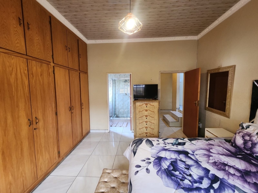 3 Bedroom Property for Sale in Geelhoutpark North West